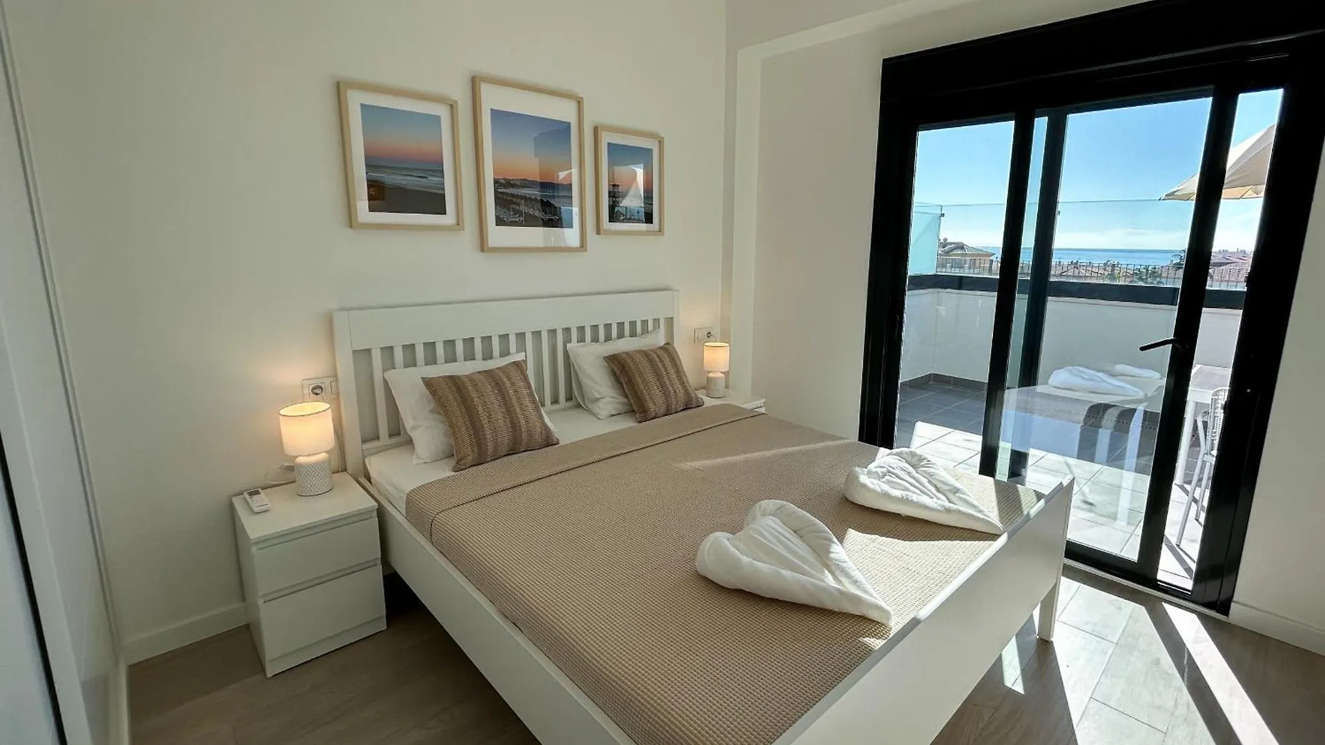 004 Orizon Apartment With Terrace And Sea View Альгарробо-Коста Испания